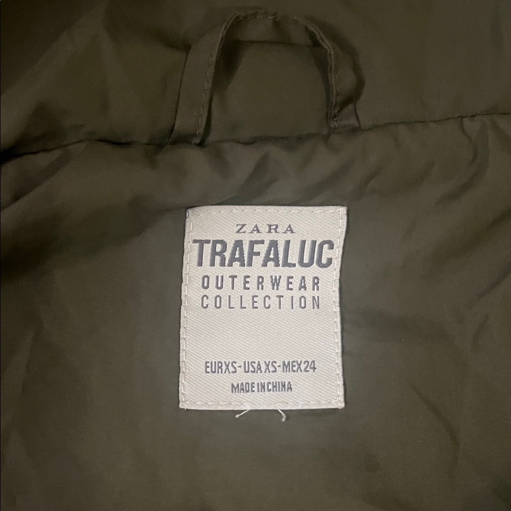 Zara Dark Green Puffer Vest - Picture 5 of 5